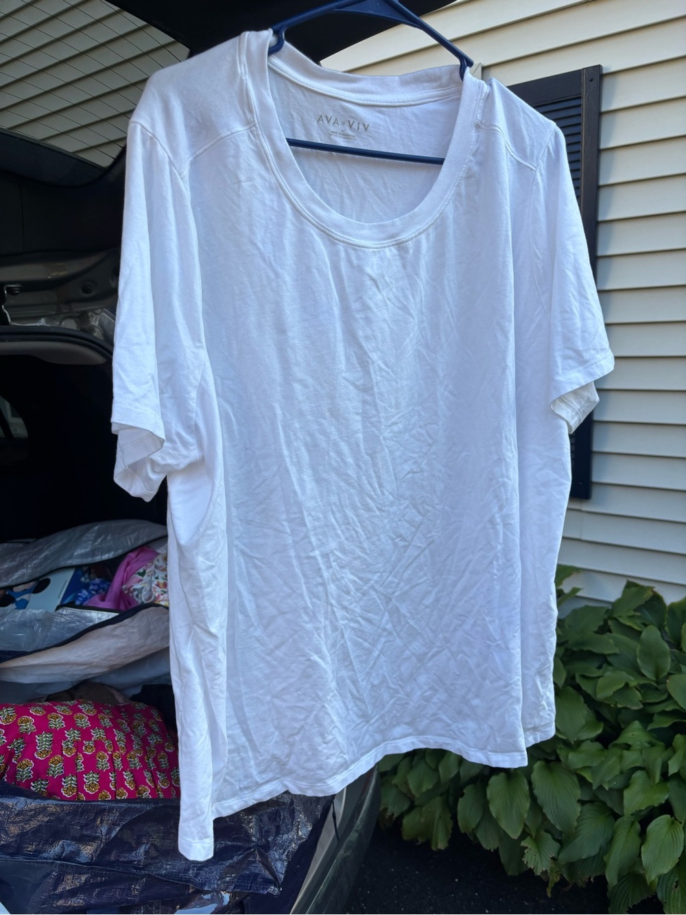Ava & Viv White Short-Sleeve Crew Neck Tee